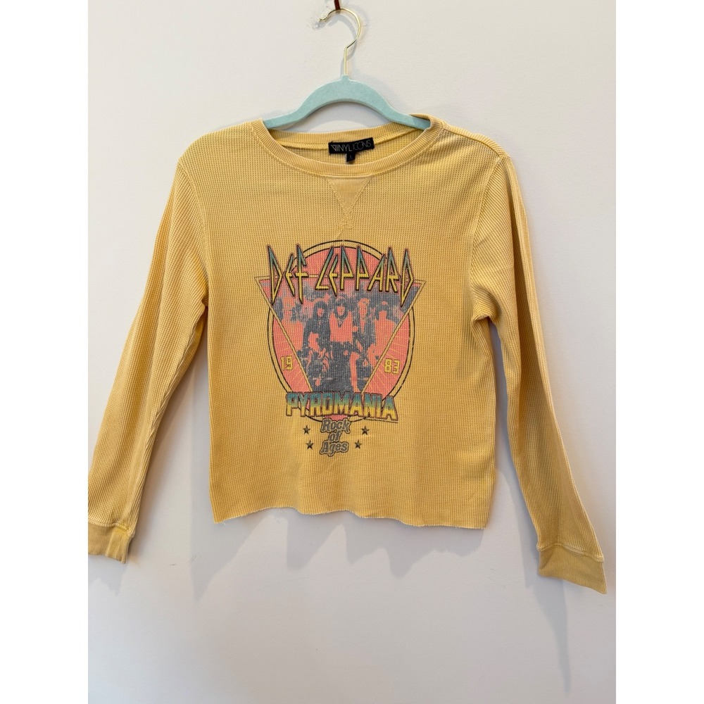 Def‎ Leppard Pyromania Women's Large Mustard Waffle Thermal Rock Graphic Shirt